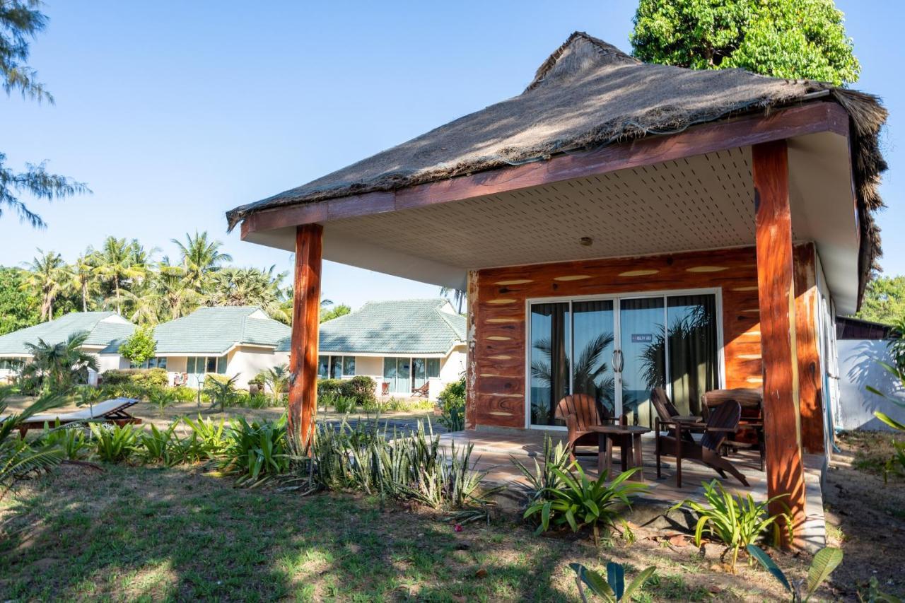 Gooddays Lanta Beach Resort Sha Koh Lanta Exterior photo